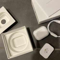 Apple AirPods Pro 2nd Generation with MagSafe Wireless Charging Case - White *best offer*