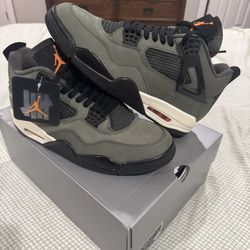 Air Jordan 4 Undefeated Men’s Sz 10.5 