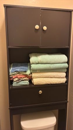 Over the toilet organizer