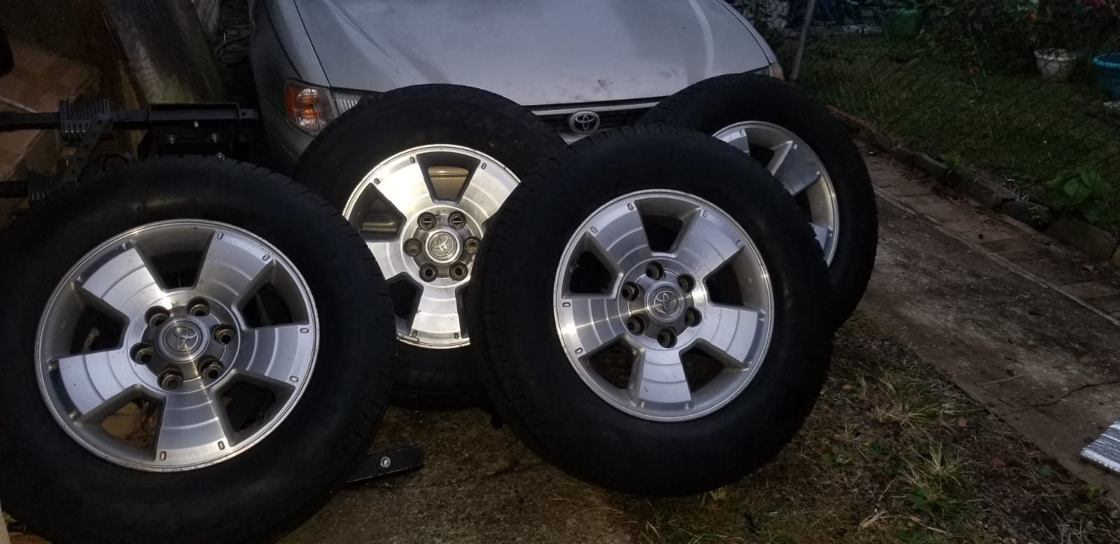 Rims sets and tires