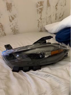 2 Eagle Eye 2014 Dodge Dart Headlight Assembly