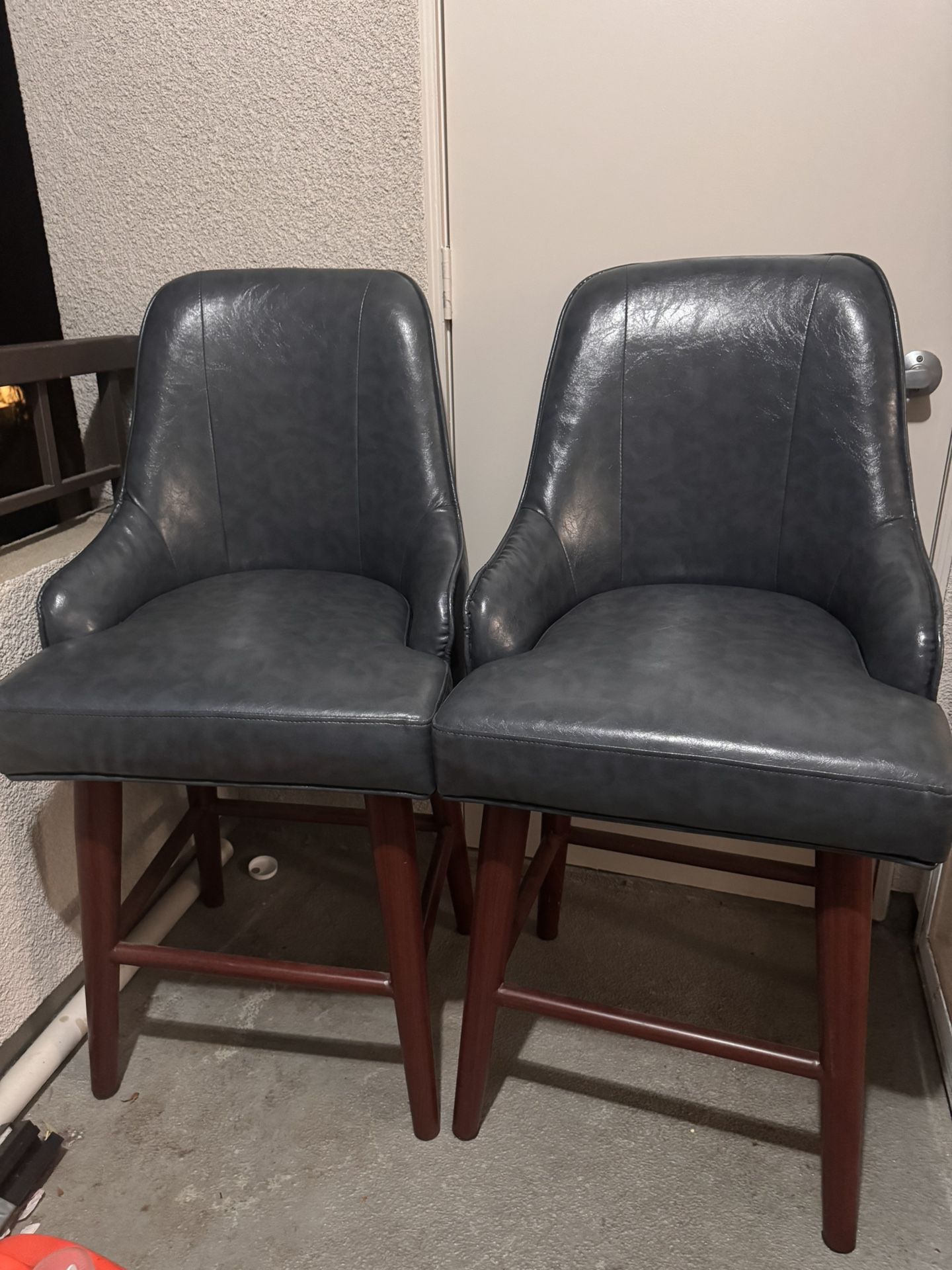 43’’ Counter Height Bar Stools