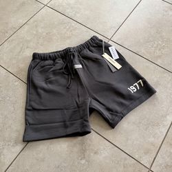Essential Shorts