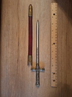 BEAUTIFUL LETTER OPENER WITH RED SHEATH
