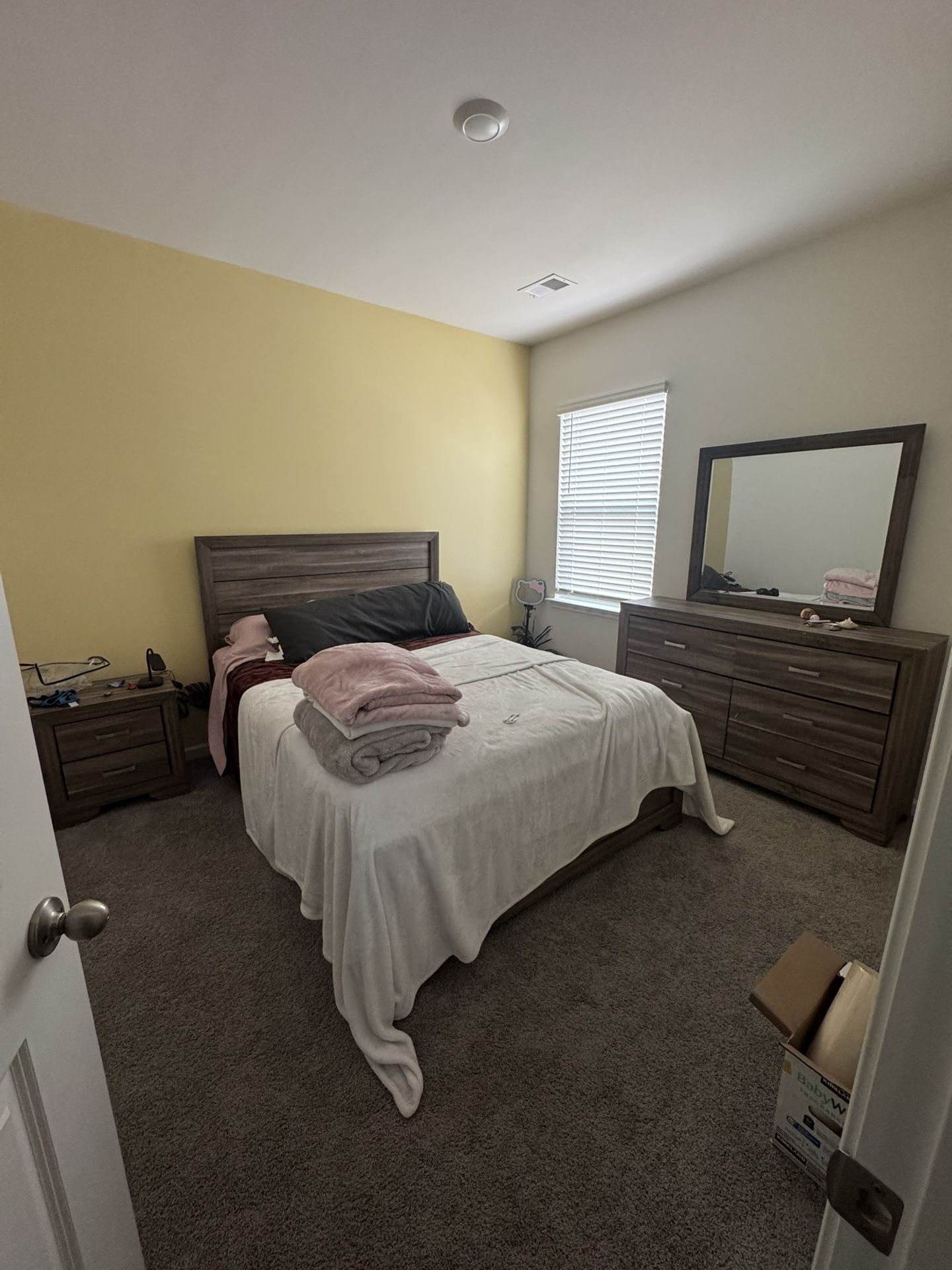 Queen Bedroom Furniture
