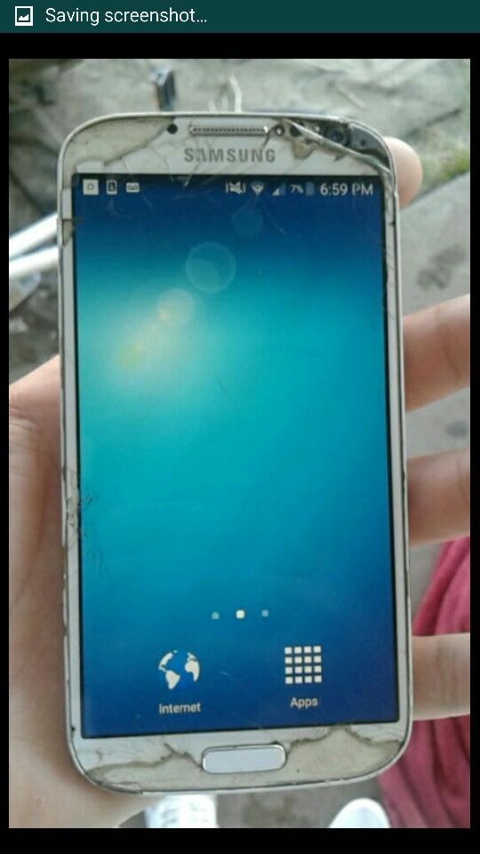Samsung galaxy s4 (READ DESCRIPTION)