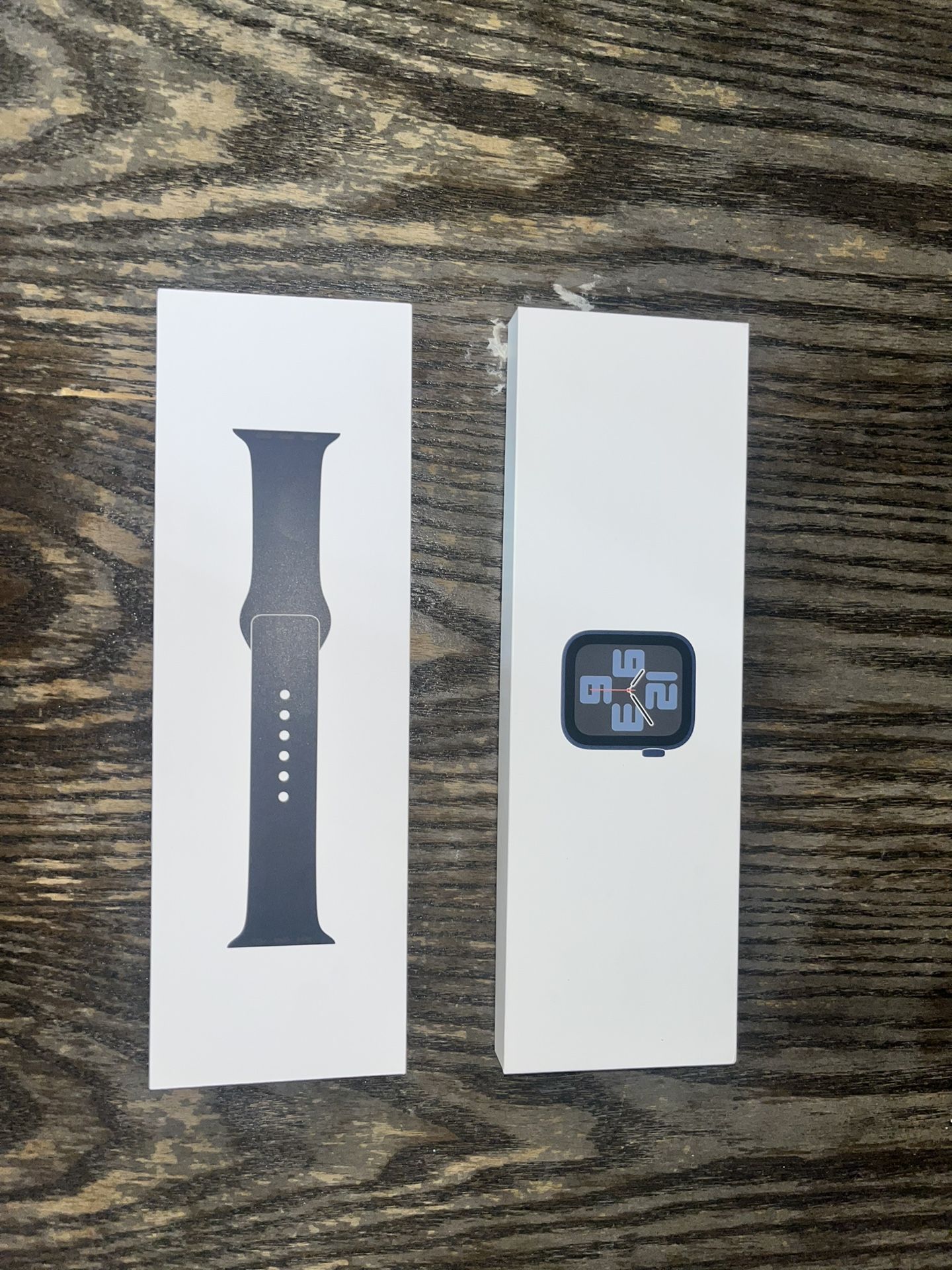 New Apple Watch SE 2nd Gen 44mm Midnight + Sport Band
