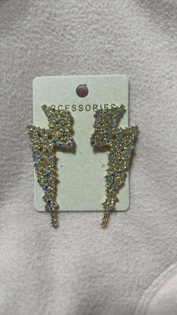 NIB Bling Lightnin Bolt Earrings