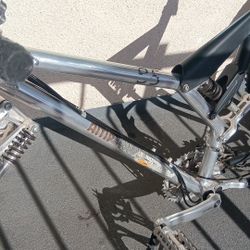 1996 AMP Research B5 Racing mountain bike