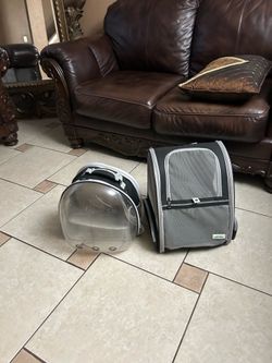 Pet backpacks
