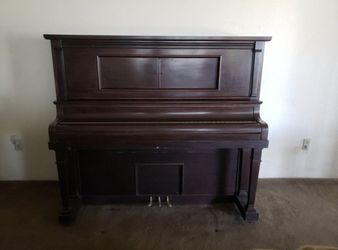 Starck Player Piano Established In 1891 (Bench Included)