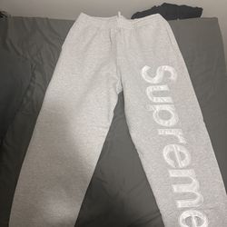 Supreme Sweatpants 