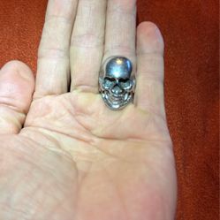 Stainless steel skull ring