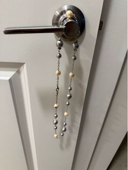 Silver and white pearl necklace