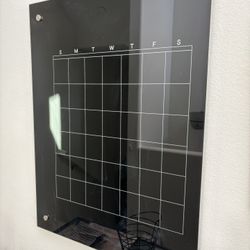 Dry Erase Wall Calendar – Glass (Large)