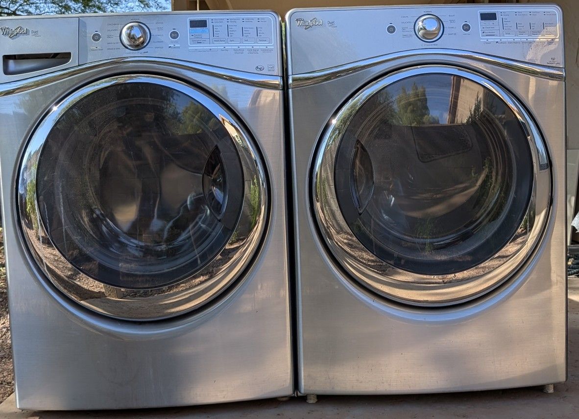 Whirlpool Duet Washer And Dryer - Electric
