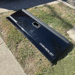 Silverado Or GMC Tailgate 99-07