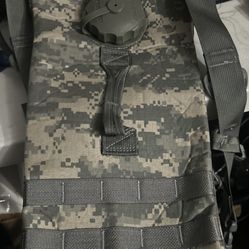 NEW MILITARY DIGI HYDRATION SYSTEM CARRIER BLADDER HOSE PACK 8465-01-(contact info removed) 3L