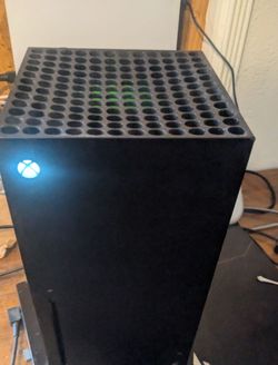 Xbox series x 1 tb 350$ obo