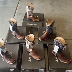 ARIAT WOMANS WESTERN BOOTS