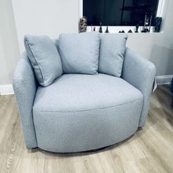 Swivel Chair 