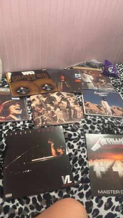 8 Vinyls