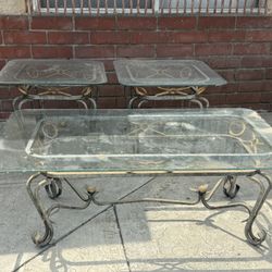 Living room tables 