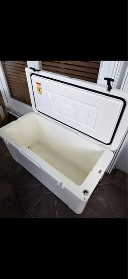 Yeti Tundra 125 cooler