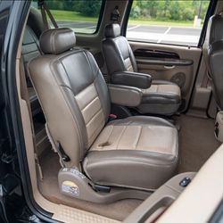 Excursion captain seats 2nd row