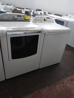 Whirlpool top load washer and dryer set in excellent conditions