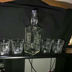 Custom drinking sets