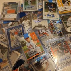 45 autographed Baseball card Lot