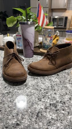 Clark boots 7.5