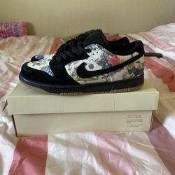 Dunk Low SB Supreme Rammellzee Size 9  
