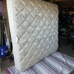 King Matress With Box Spring!!