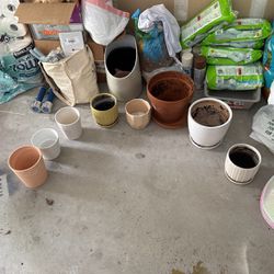 Assortment Of Plant Pots! 