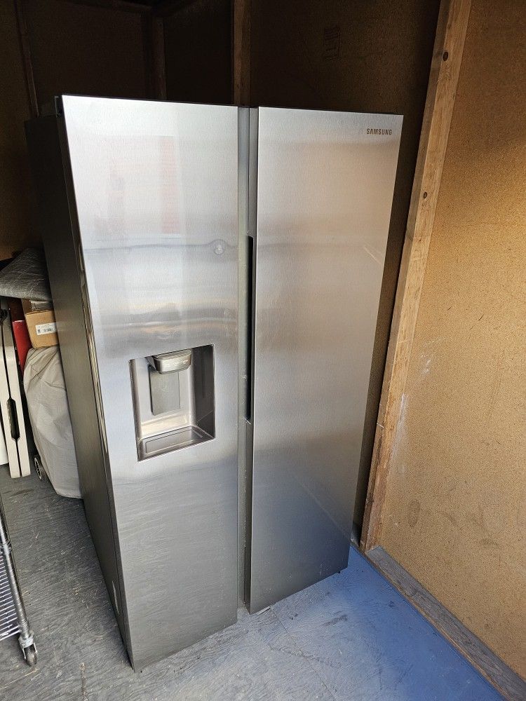 Samsung 27.4 Refrigerator Stainless Steel Water Dispenser Ice Maker