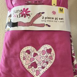 June & Daisy 2 Piece Heart Pajamas Set