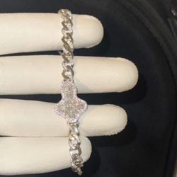 MOISSANITE cross Bracelet 