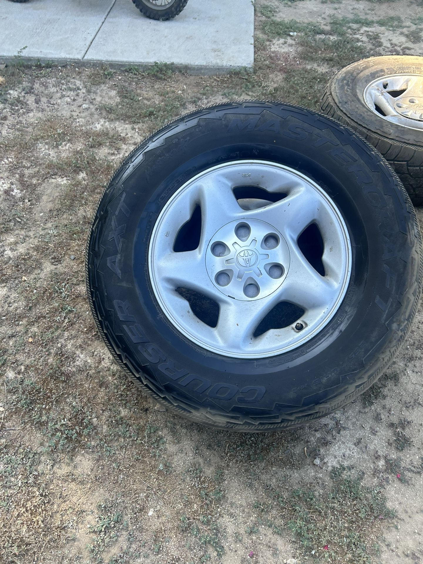 1st Gen Toyota Tundra sr5 trd off road wheels