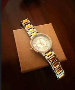 DICI Elegant Women’s Two-Tone Watch ✨