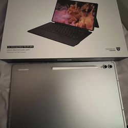 Samsung Galaxy - Tab S10 Ultra, 256gb | With Dexnor Keyboard | 14.6 Inch Screen | Excellent Condition | WiFi |