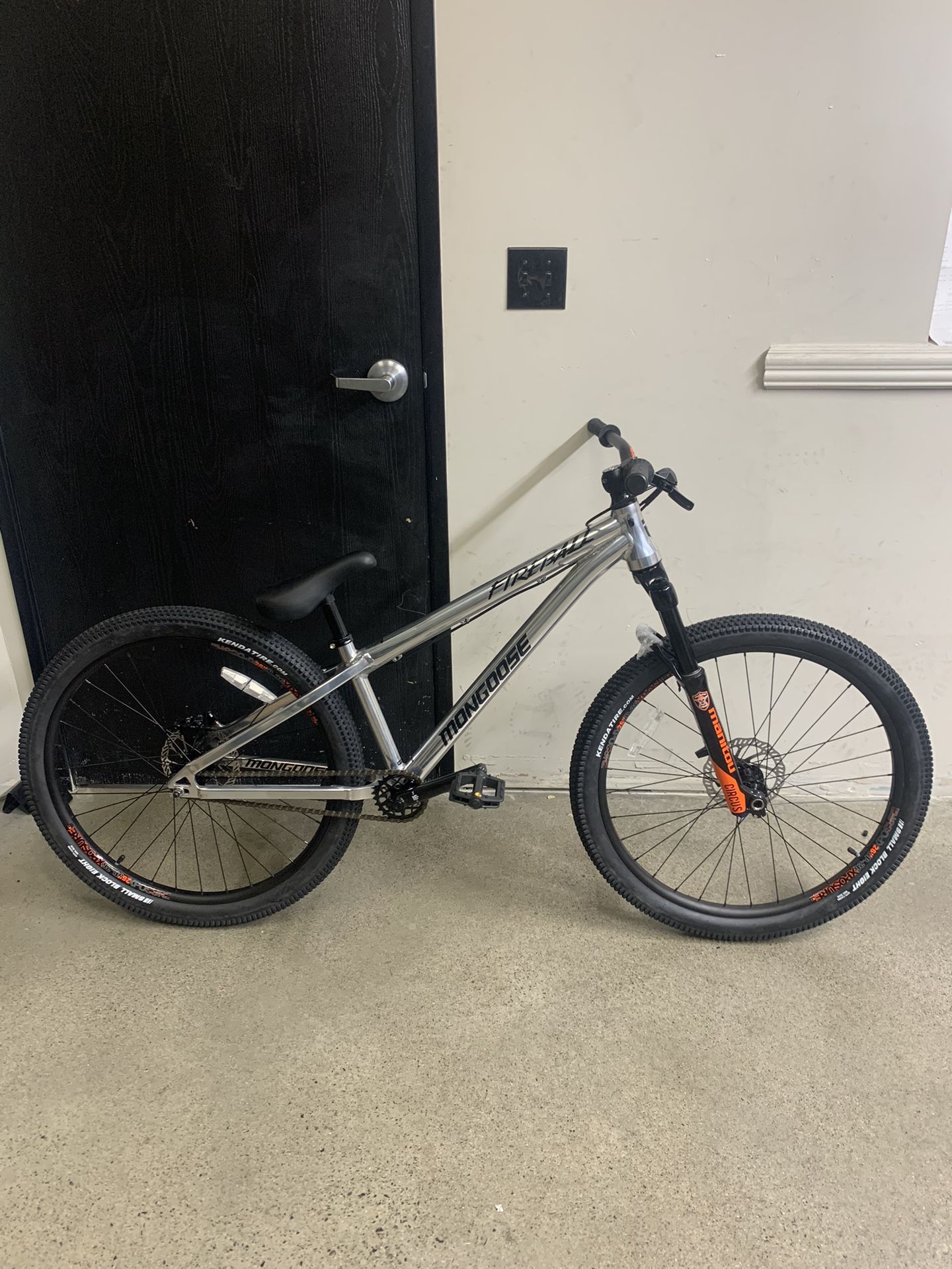 mongoose dirt jumper