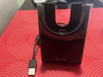 Plantronics /Poly Charging Stand, Voyager Focus UC 