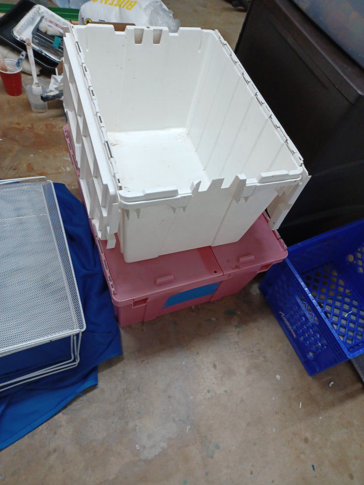 Large storage containers with lids