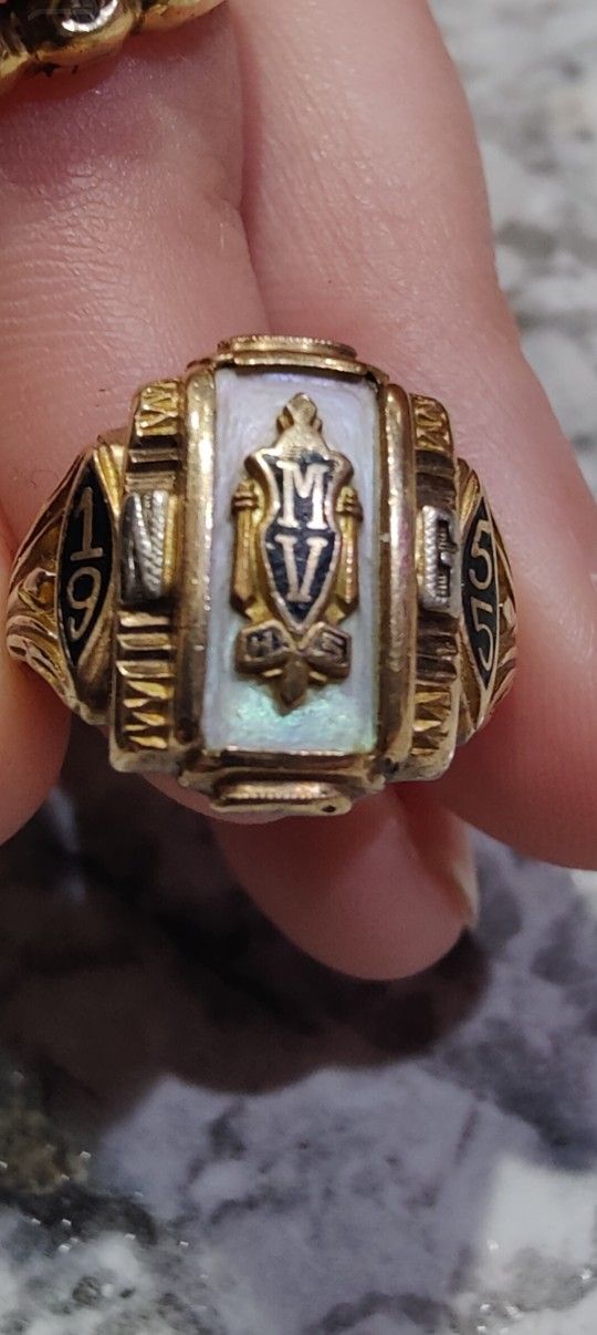 Mount Vernon high School 1955 Class Ring 