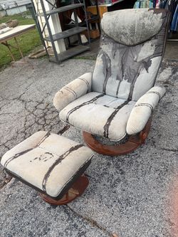 recling chair