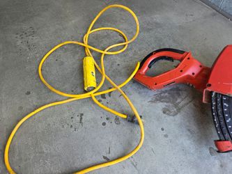 Concrete saw