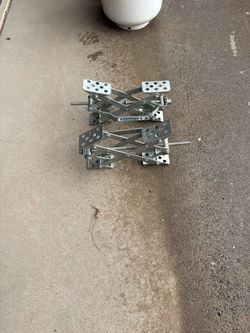 Wheel stabilizer chocks