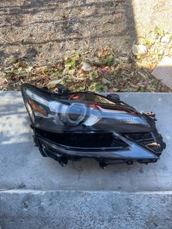 Lexus headlight